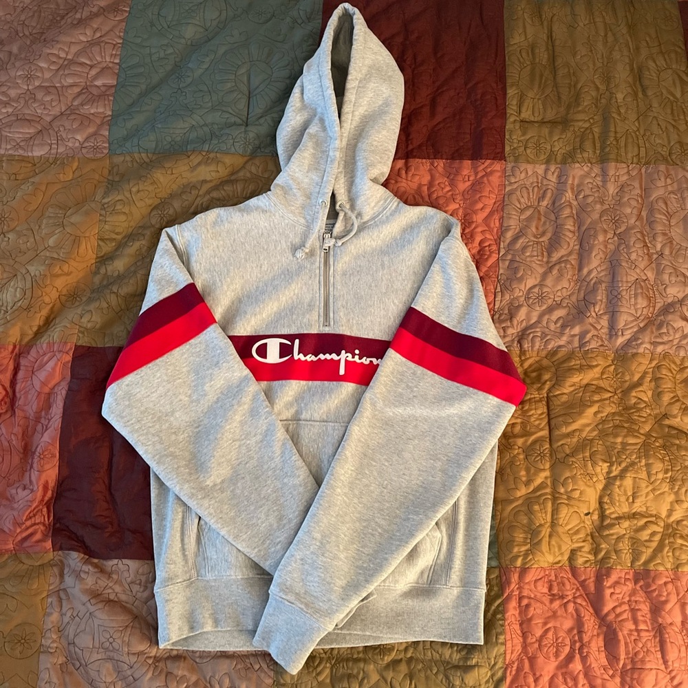 CLASSIC CHAMPION HOODIE